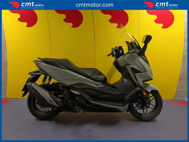 Honda Forza 350