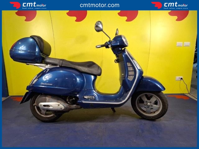 Vespa Granturismo 200
