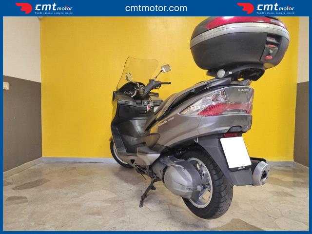 Suzuki Burgman AN 400
