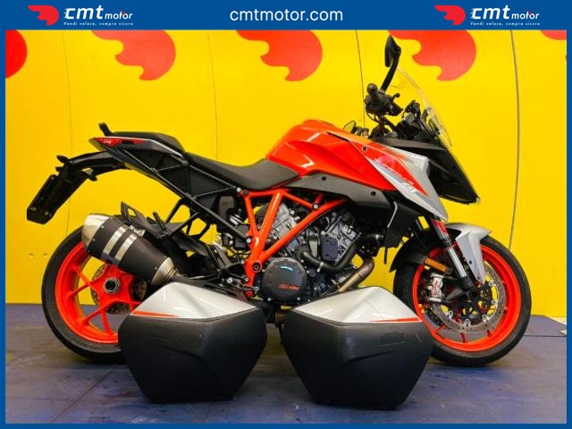 KTM 1290 Super Duke GT