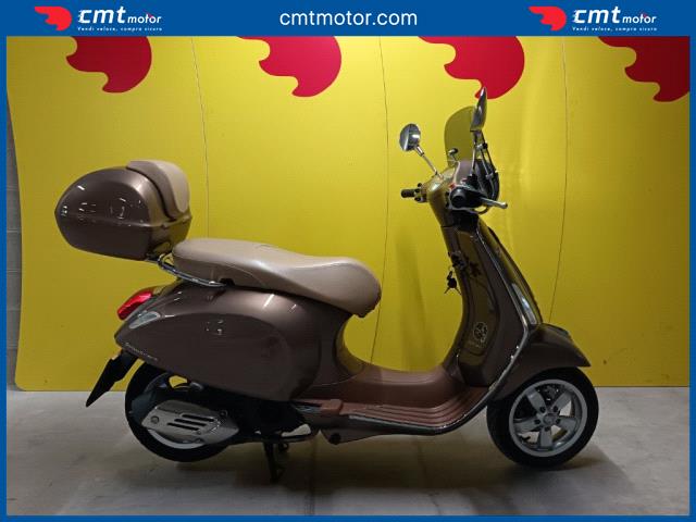 Vespa Primavera 125 - Boltiere (BG) - Corso Europa Ang. S. Marco