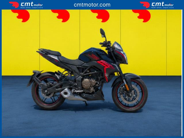 Voge Brivido 300 R - Boltiere (BG) - Corso Europa Ang. S. Marco