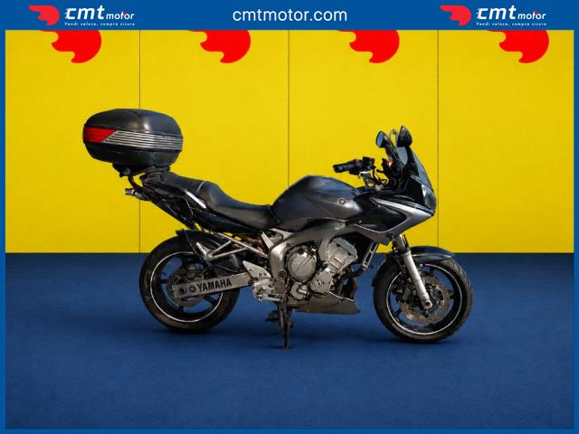 Yamaha FZS 600 Fazer
