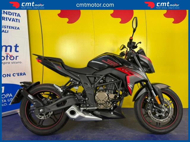 Voge Brivido 300 R