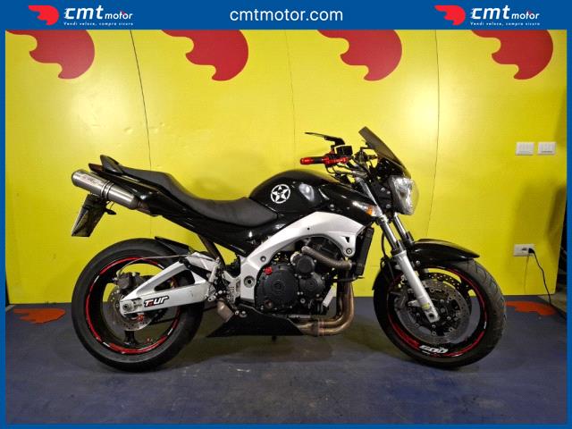 Suzuki GSR 600