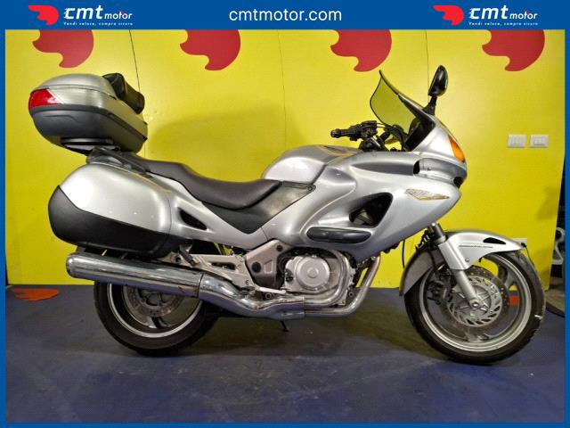 Honda Deauville 650