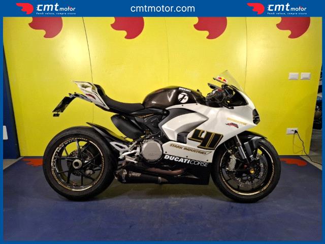 Ducati Panigale V2 - Busto Arsizio (VA) - Via Quintino Sella, 3