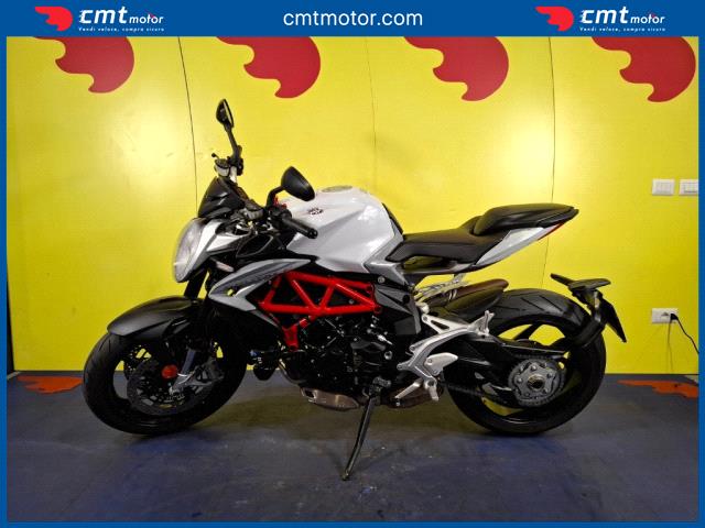 MV Agusta Brutale 800