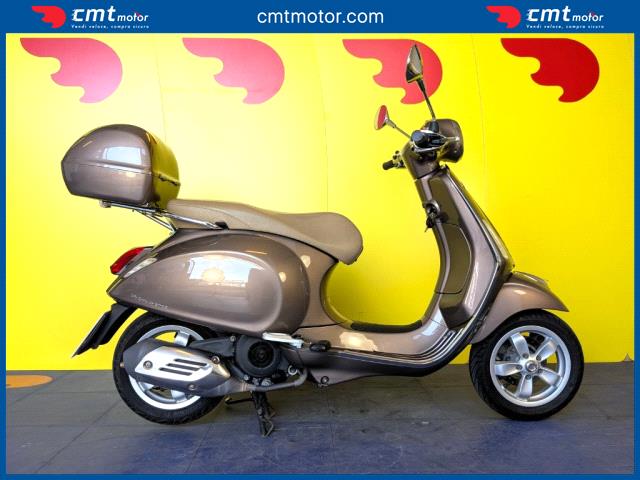 Vespa Primavera 125