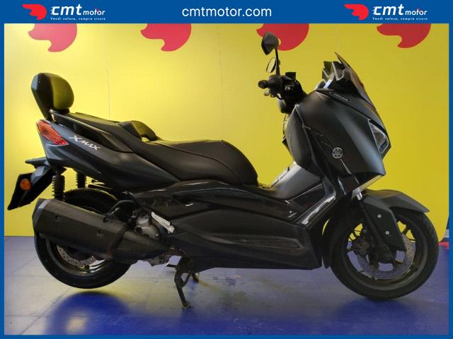Yamaha X-Max 300