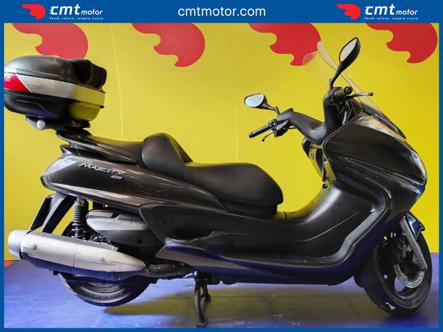 Yamaha Majesty 400 - Caronno Pertusella (VA) - Viale 5 Giornate 1749