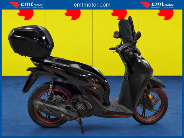 Honda SH 125 - Marino Castelli Romani (RM) - Corso Vittoria Colonna, 148