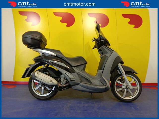 Peugeot Geopolis 300