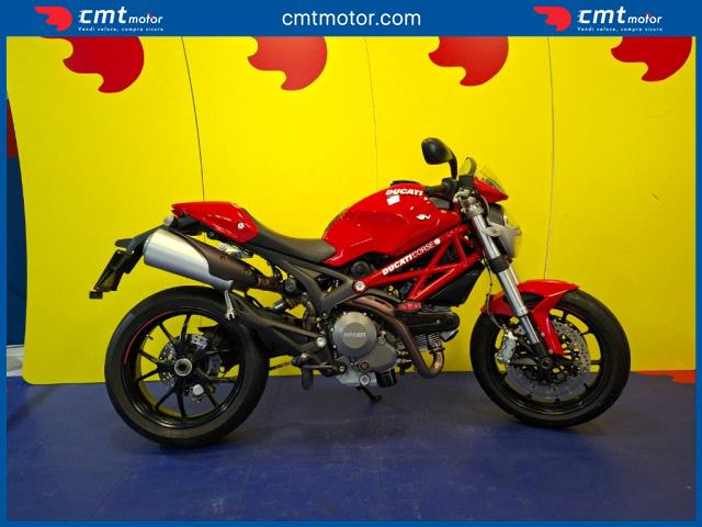 Ducati Monster 796