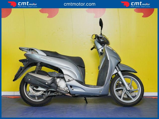 Honda SH 300 i