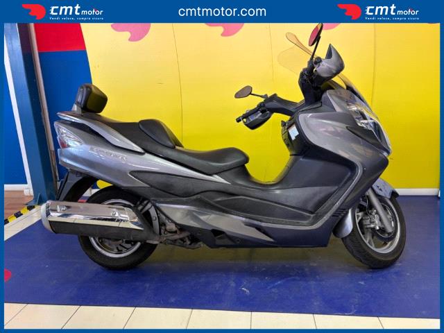 Suzuki Burgman AN 400