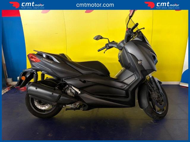 Yamaha X-Max 300