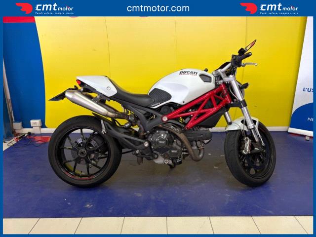 Ducati Monster 796