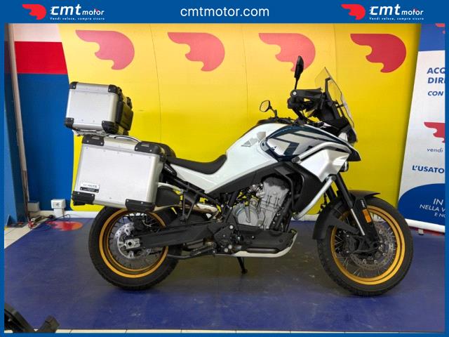 CF MOTO 800 MT
