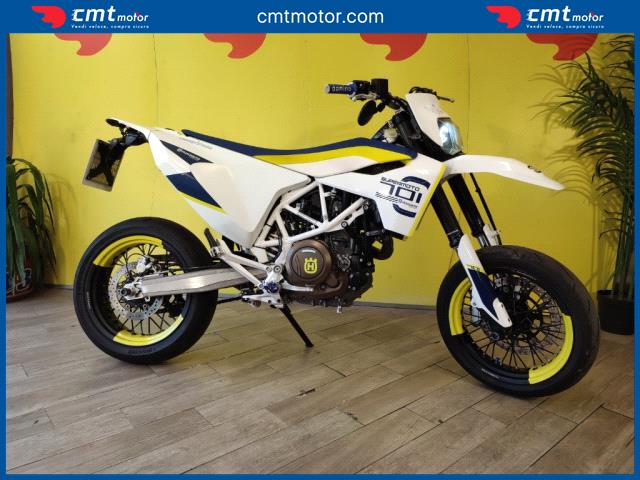 Husqvarna 701 Supermoto