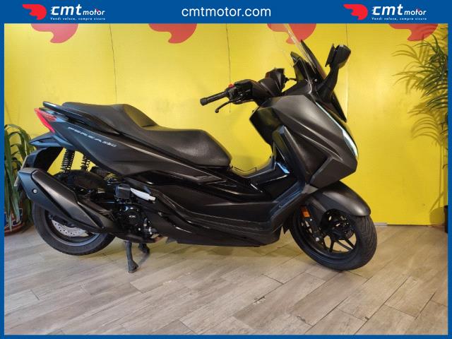 Honda Forza 350