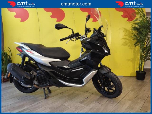 Aprilia SR 200