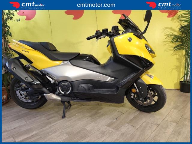 Yamaha T-Max 560