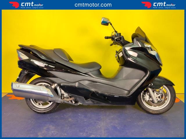 Suzuki Burgman AN 400