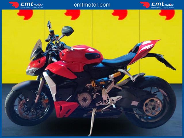 Ducati Streetfighter V2