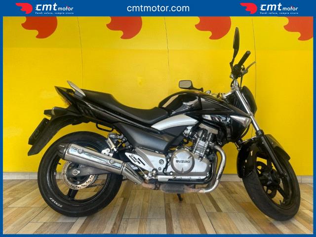 Suzuki Inazuma 250