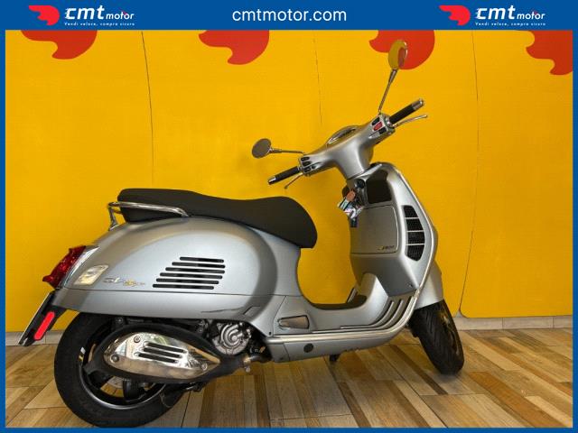 Vespa GTS 300