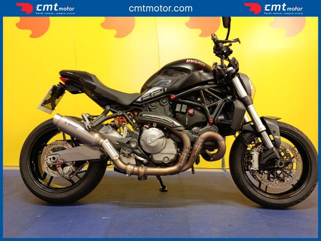 Ducati Monster 821 - Pesaro (PU) - Via Degli Abeti, 172