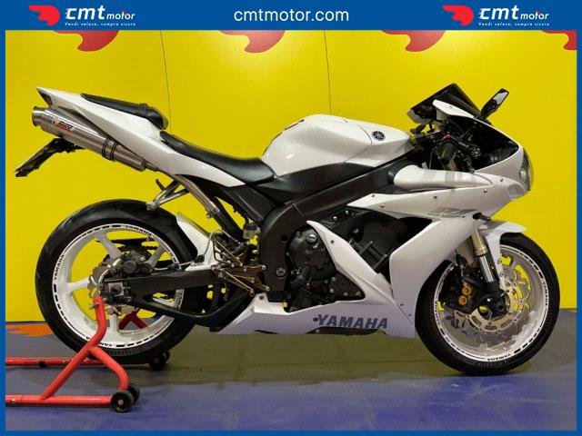 Yamaha YZF R1