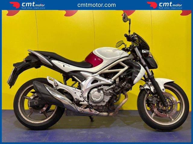 Suzuki Gladius 650
