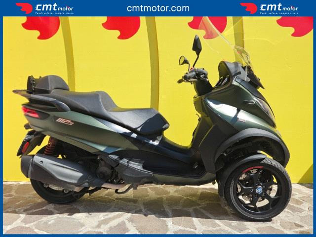 Piaggio MP3 350
