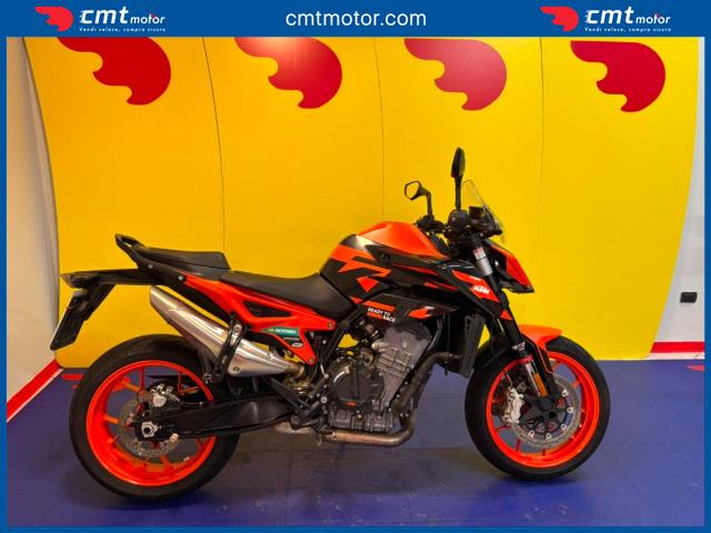 KTM 890 Duke