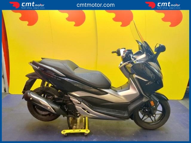 Honda Forza 300 - Bergamo Seriate (BG) - Via G. Marconi, 3