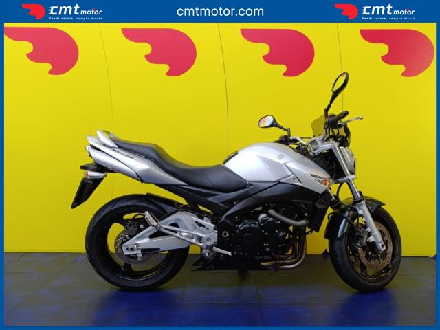Suzuki GSR 600