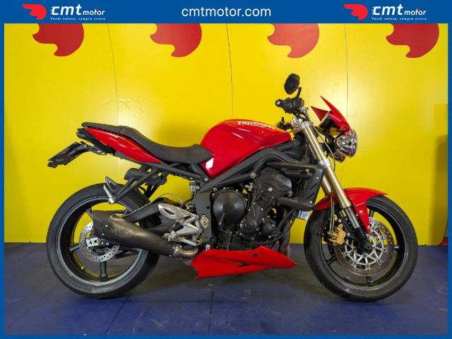 Triumph Street Triple - San Giovanni Teatino (CH) - Via Donizetti, 8