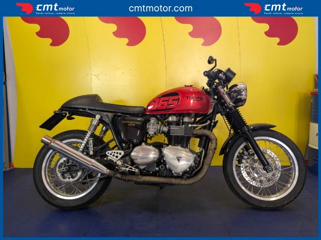 Triumph Thruxton 900