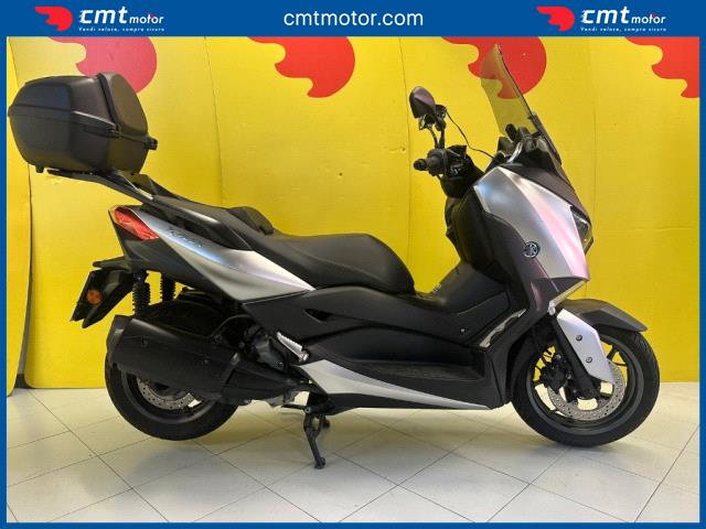 Yamaha X-Max 300