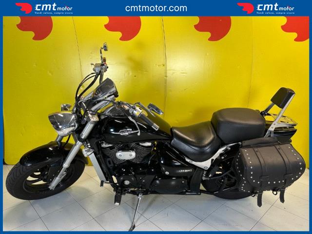 Suzuki Intruder 800