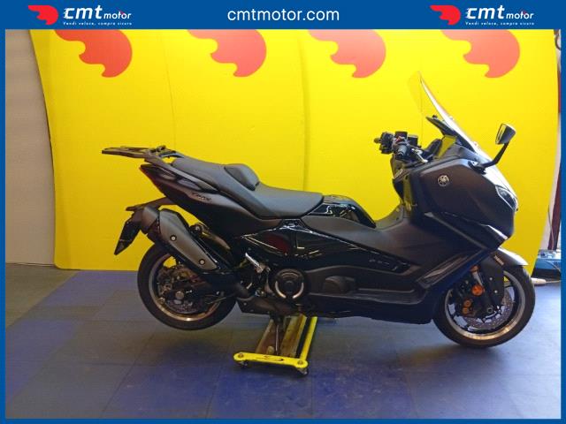 Yamaha T-Max 560