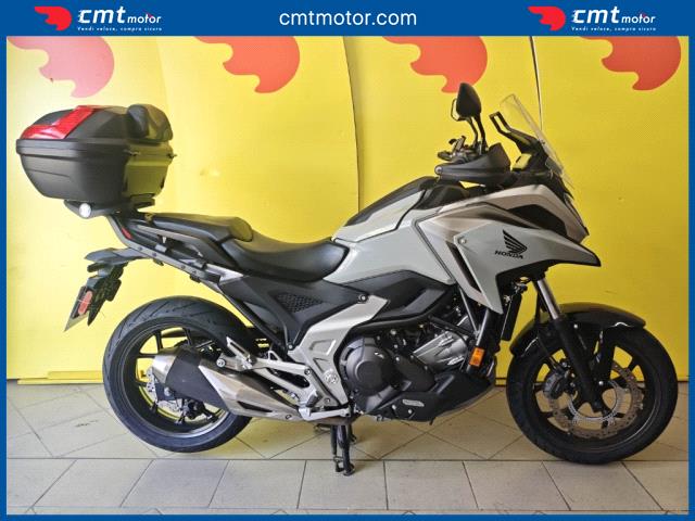 Honda NC 750 X - Viareggio (LU) - Via Aurelia Nord, 48