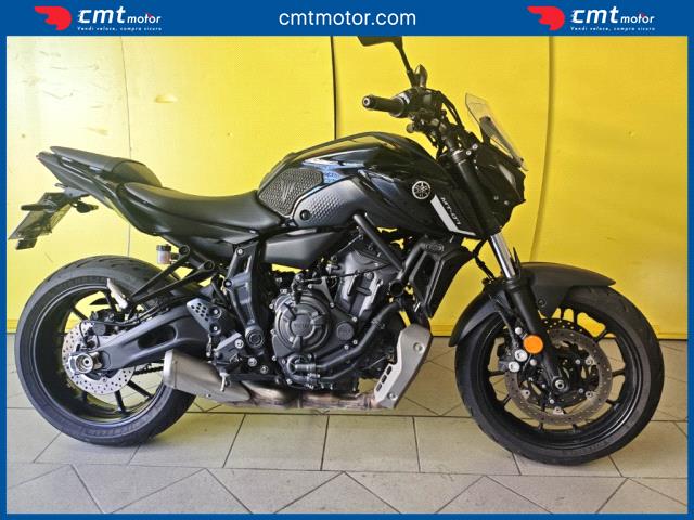 Yamaha MT-07 - Viareggio (LU) - Via Aurelia Nord, 48