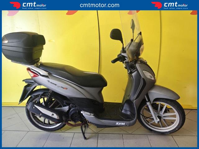 SYM Symphony 151 S - Viareggio (LU) - Via Aurelia Nord, 48