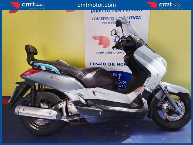 Yamaha X-Max 250