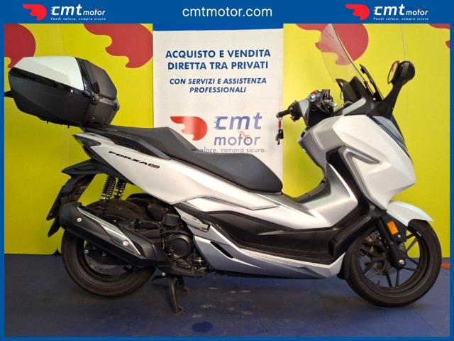 Honda Forza 300