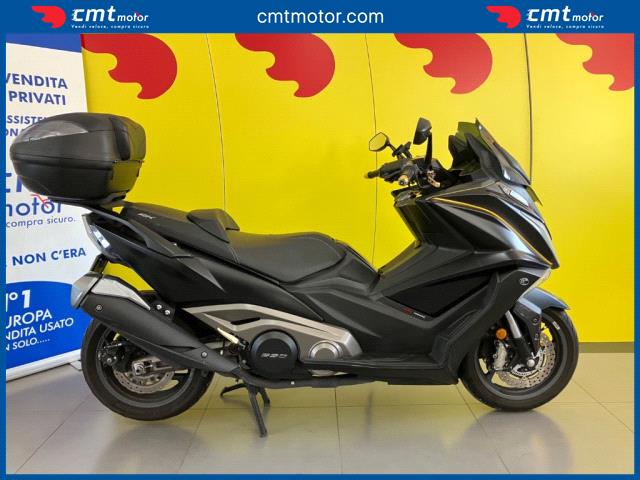Kymco AK 550
