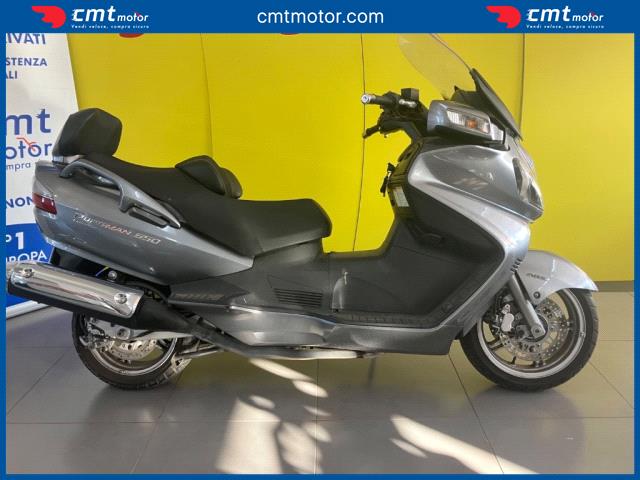 Suzuki Burgman AN 650